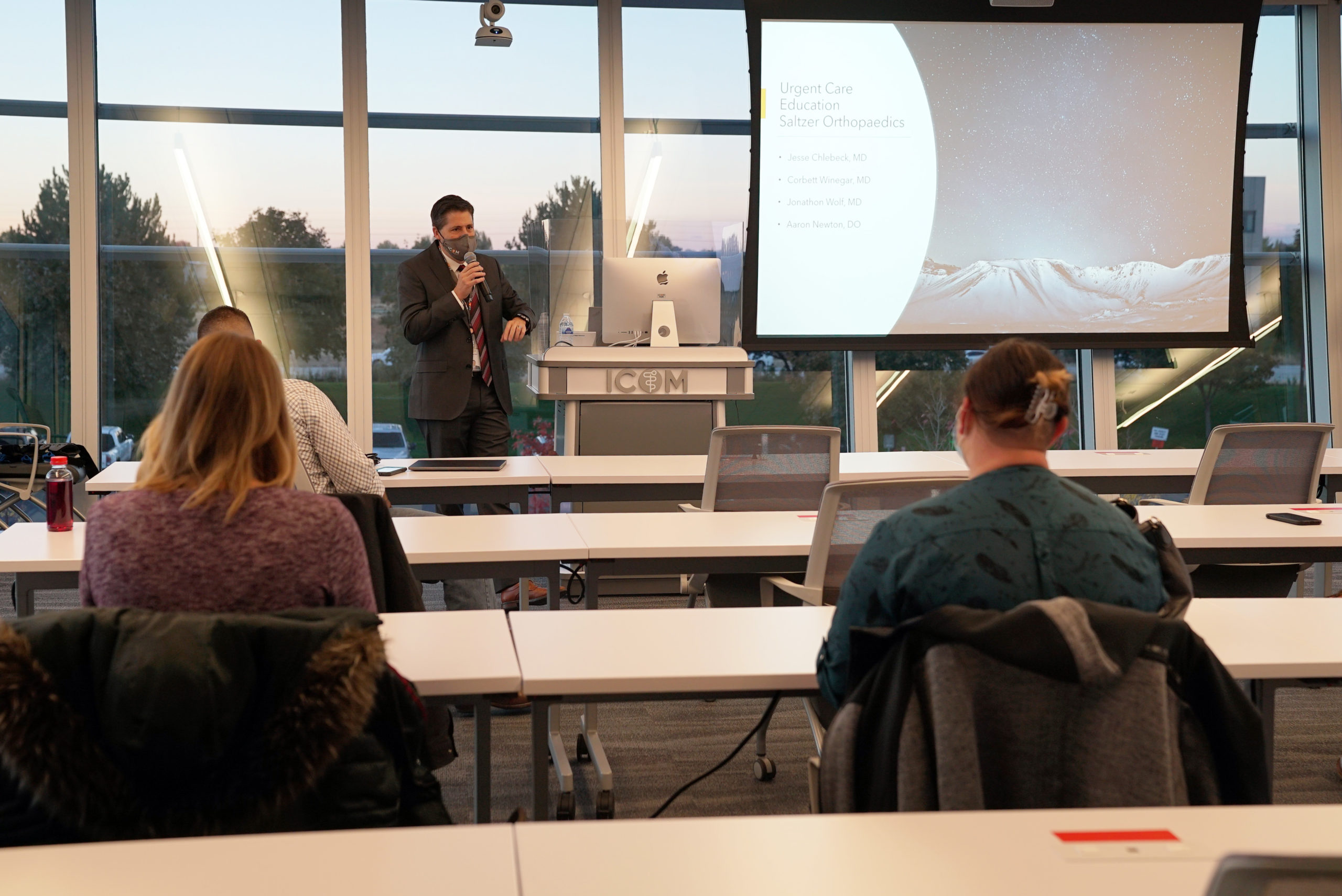 Saltzer Health, Team Up to Offer Urgent Care Provider Training